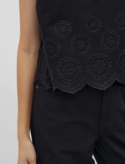 Global Funk Rihne Scallop-G Top - Sort