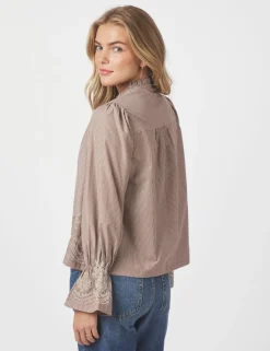 Neo Noir Amara Striped Emb Bluse - Camel